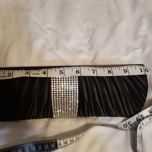 Clutch - Picture 4 of 8